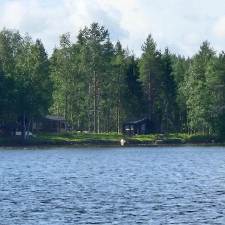 Red Fox Wilderness & Northern Lights Ferienhaus *